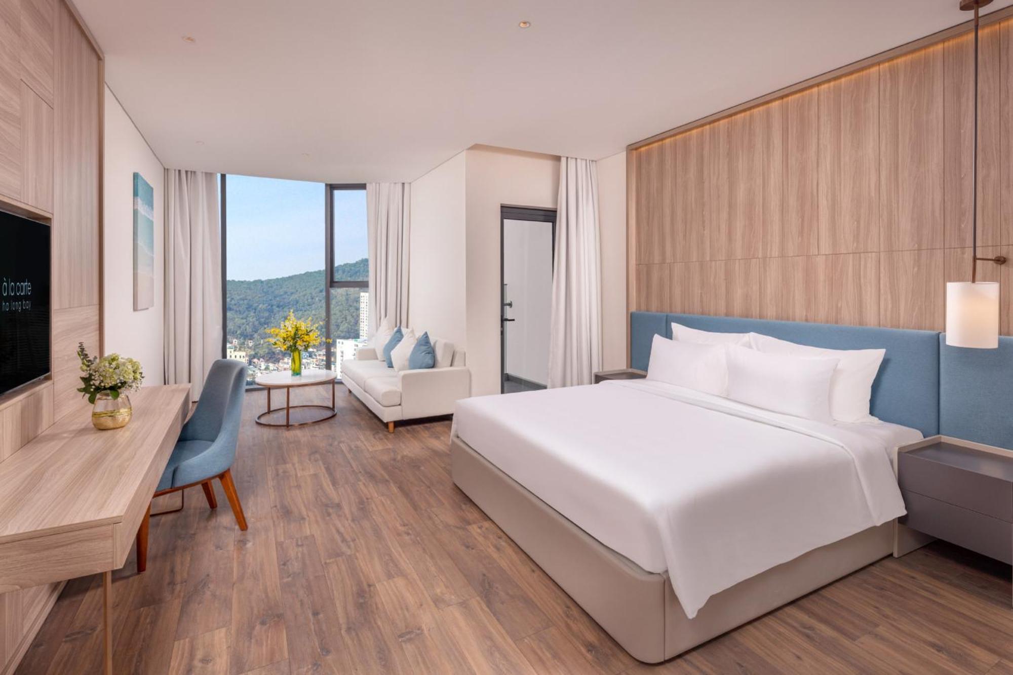 A La Carte Bay Managed By Taseco Hotel Ha Long