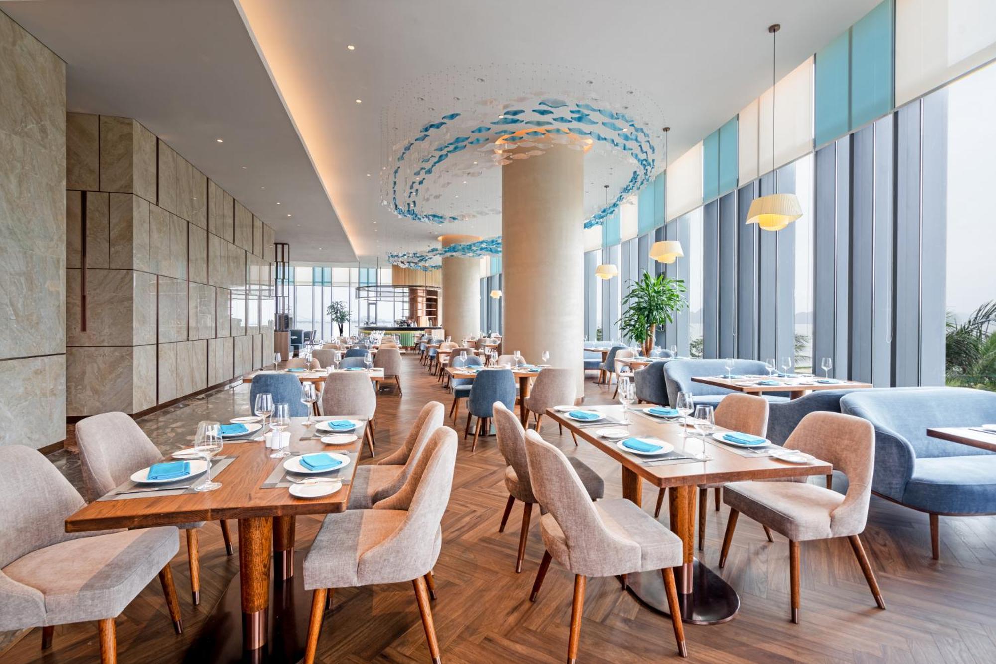 होटल A La Carte Bay Managed By Taseco 5*